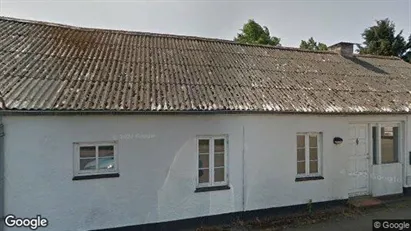 Boligudlejningsejendomme til salg i Ans By - Foto fra Google Street View