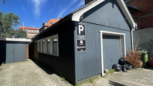 80 m2 lager, klinik i Vejle Centrum til leje