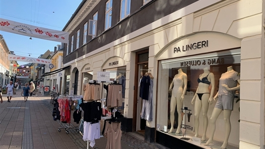 145 m2 butik i Helsingør til leje